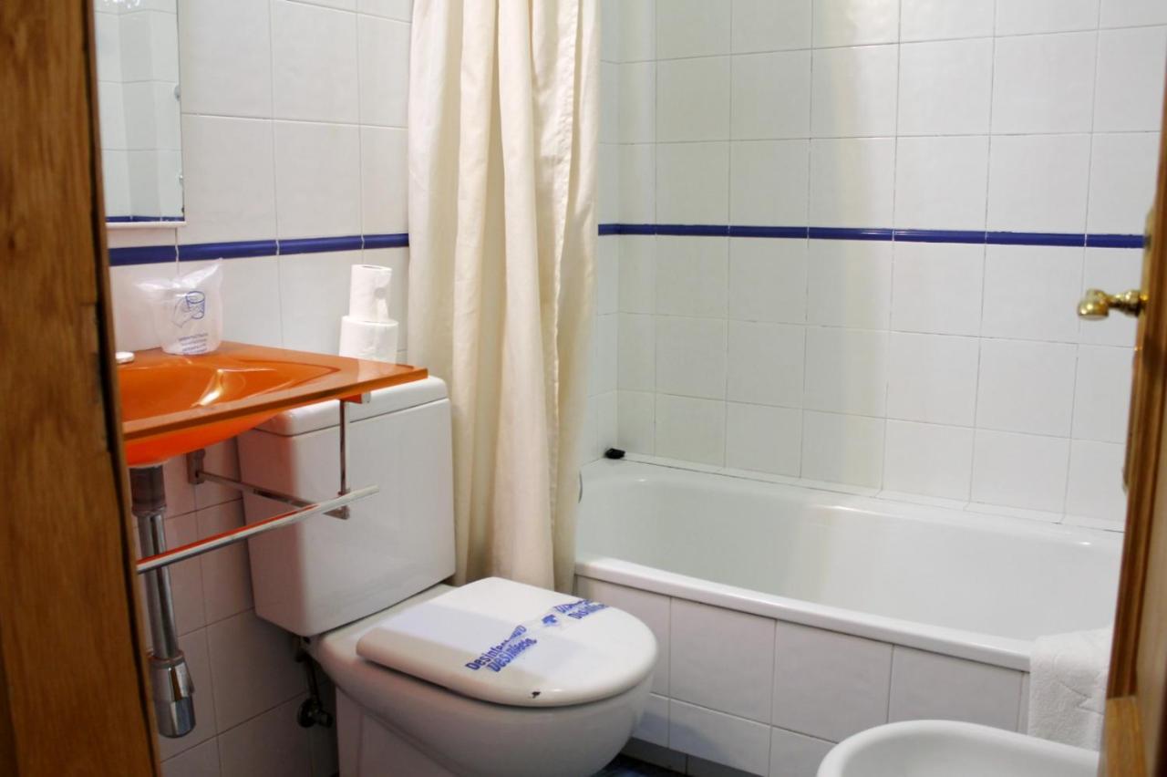 Hotel Hórreo 2*